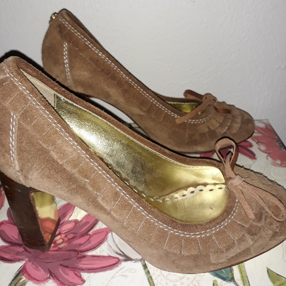 Juicy Couture heels - Picture 3 of 4